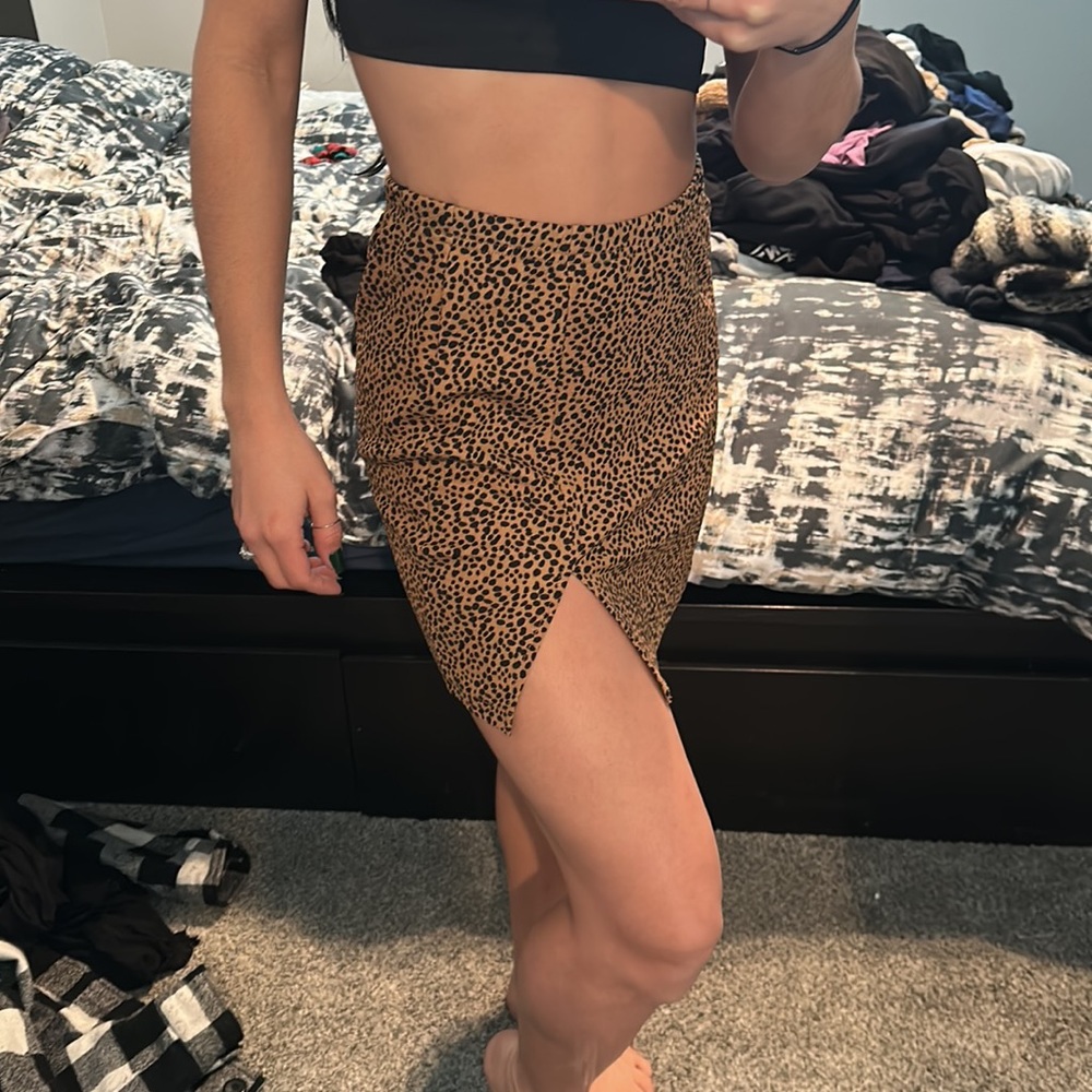 Cheetah Print Slit Skirt